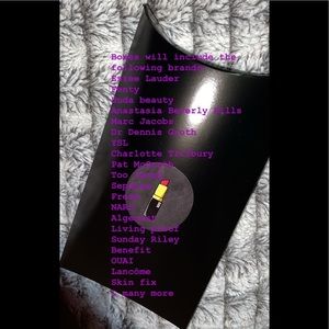 MYSTER MAKEUP GIFT BOX ($70+ VALUE)